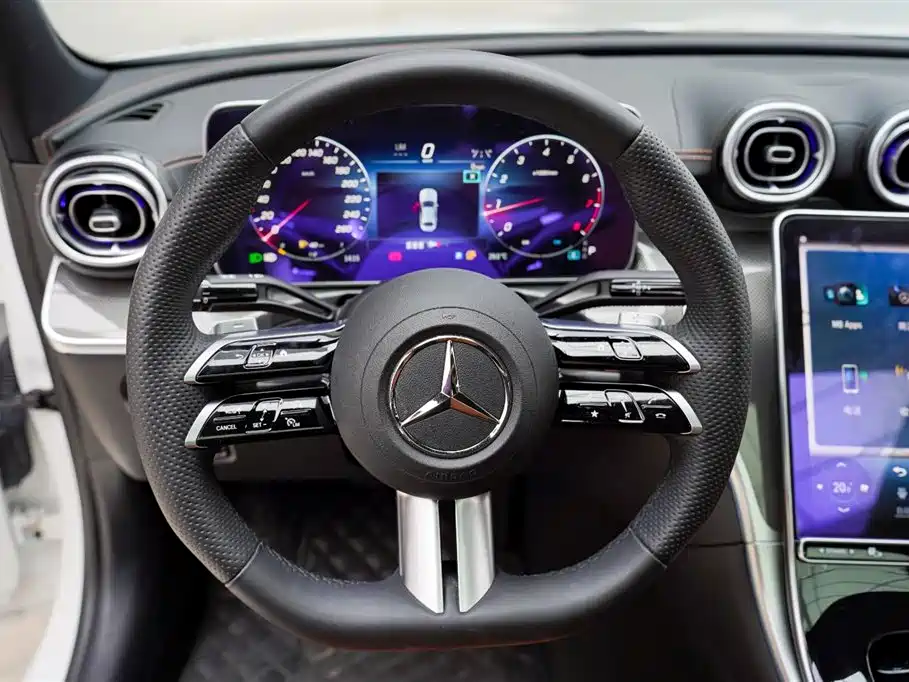 Mercedes-Benz C-Class 2023 — фото 8
