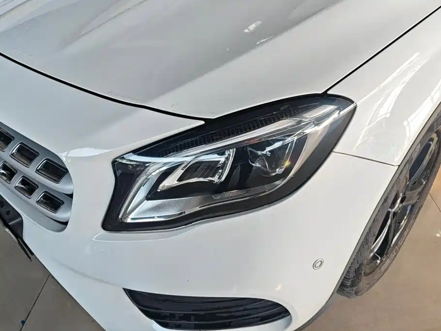 Mercedes-Benz GLA 2019