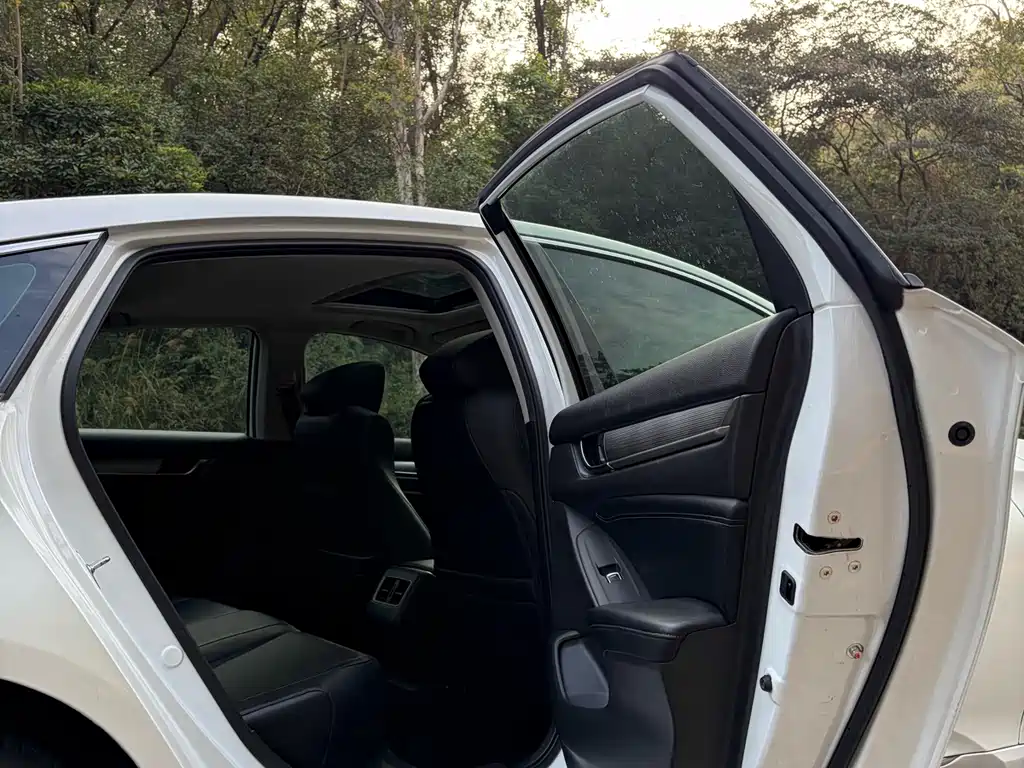 Honda Accord 2021 — фото 17