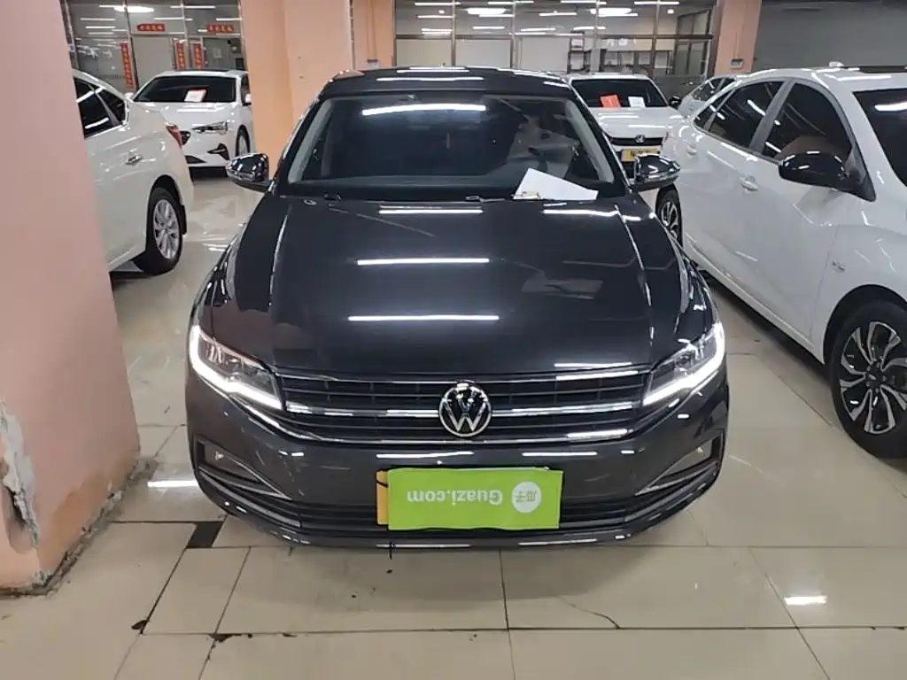 Volkswagen Bora 2021