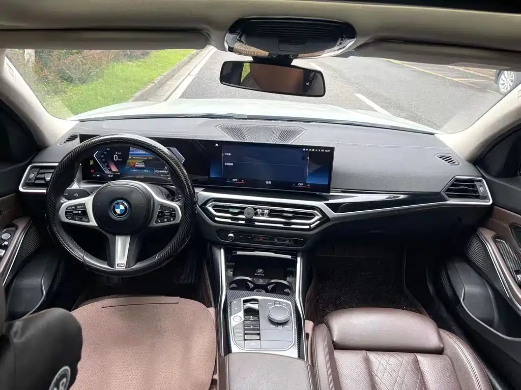 BMW i3 2023 — фото 5