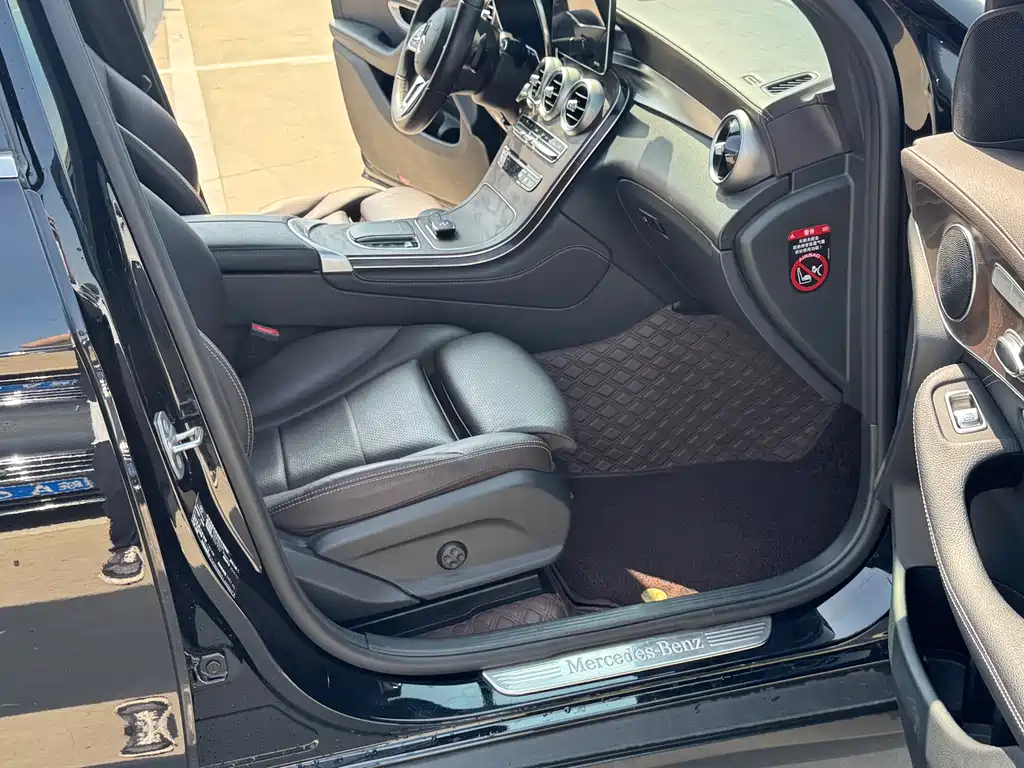 Mercedes-Benz GLC 2020 — фото 10
