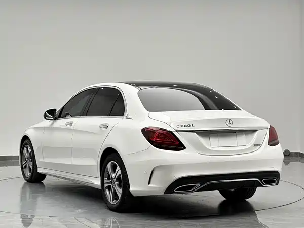 Mercedes-Benz C-Class 2021