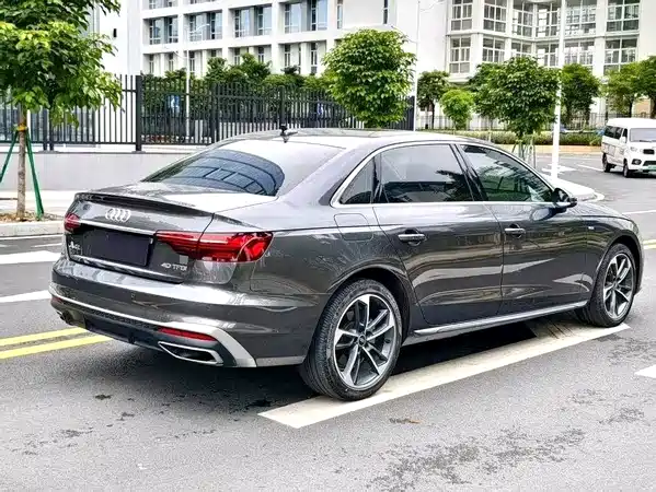 Audi A4L 2022