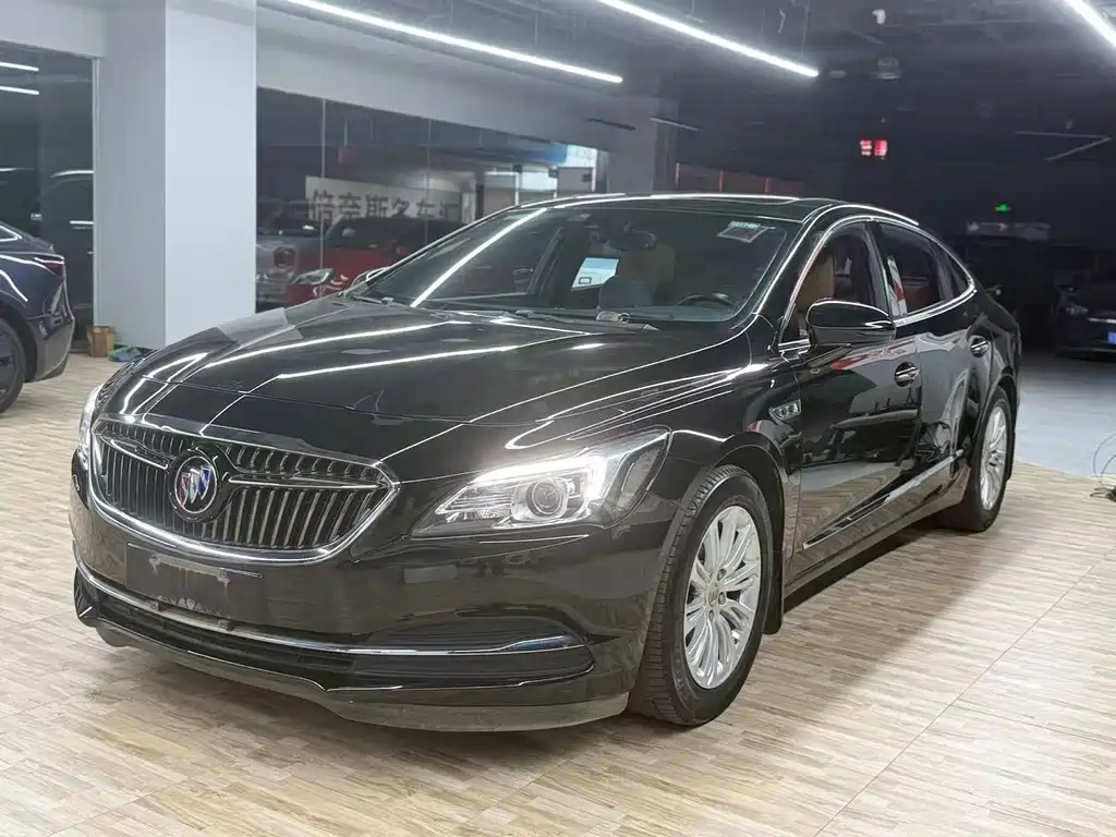Buick LaCrosse 2016 — фото 1