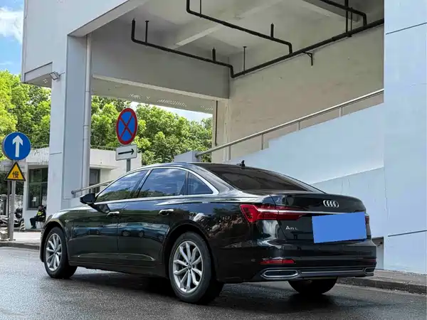 Audi A6L 2020