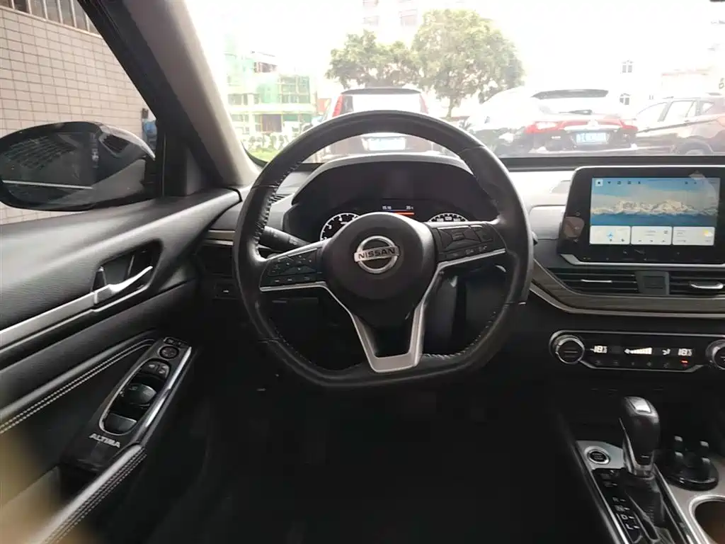 Nissan Teana 2021 — фото 11