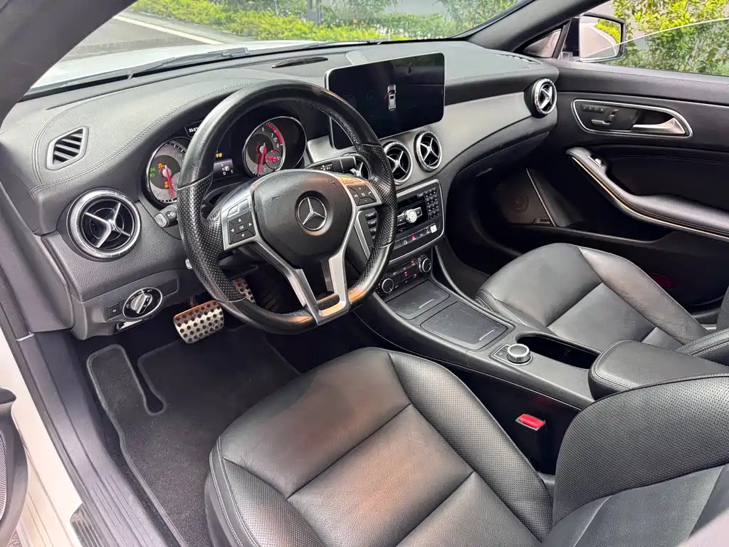 Mercedes-Benz CLA 2014 — фото 3