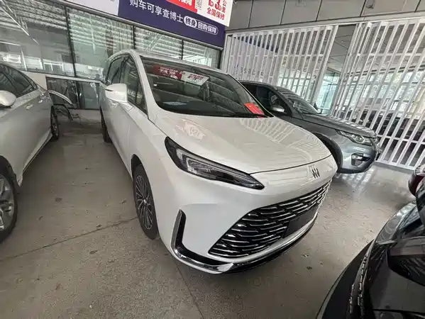Buick GL8 New Energy 2025