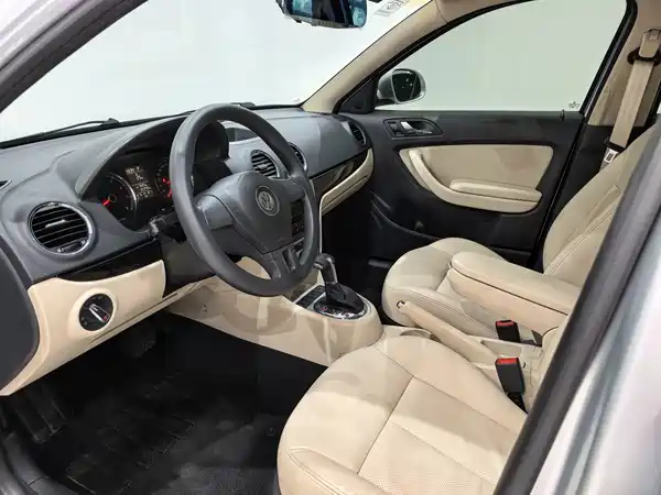 Volkswagen Lavida 2012