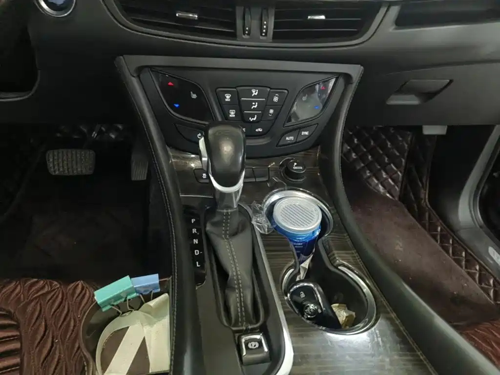 Buick Envision Plus 2018 — фото 14