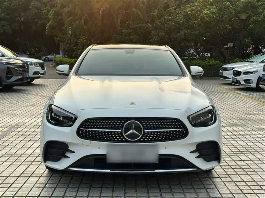 Mercedes-Benz E-Class 2022 — фото 25