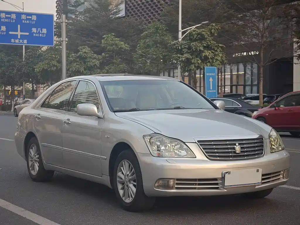 Toyota Crown 2007 — фото 3
