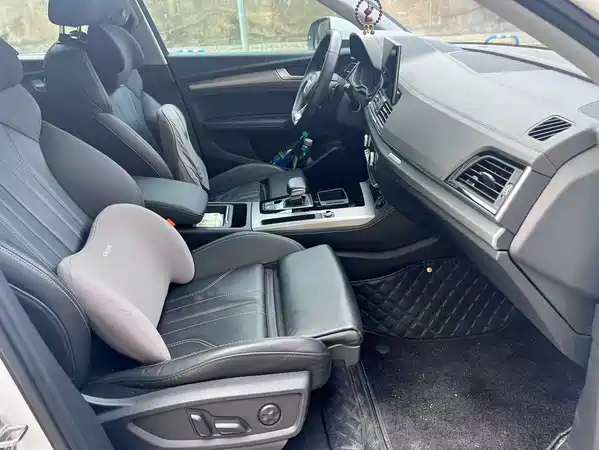 Audi Q5L 2022