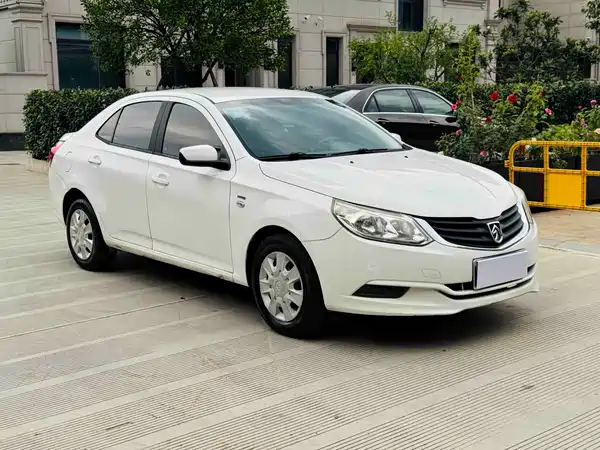 Baojun 630 2013
