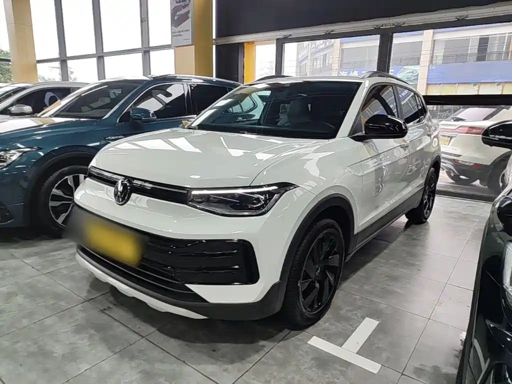 Volkswagen Tharu 2025