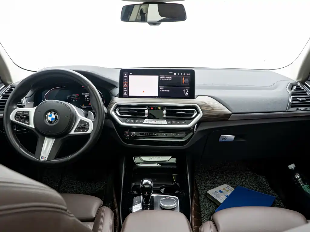 BMW X3 2022 — фото 9