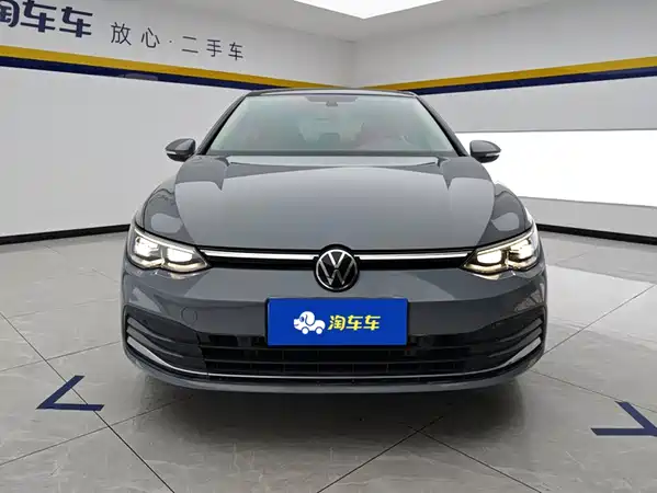 Volkswagen Golf 2021