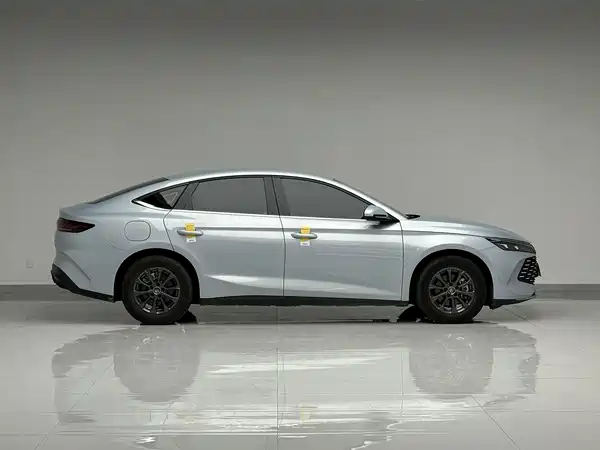 BYD Qin L 2024