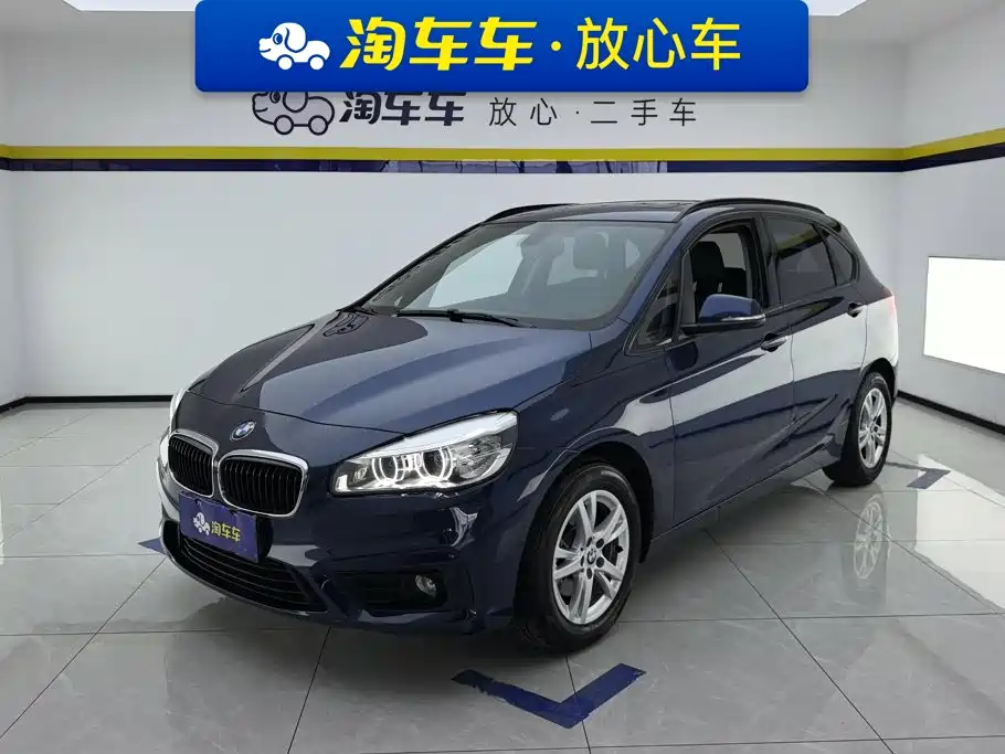 BMW 2 Series Station Wagon 2017 — фото 1