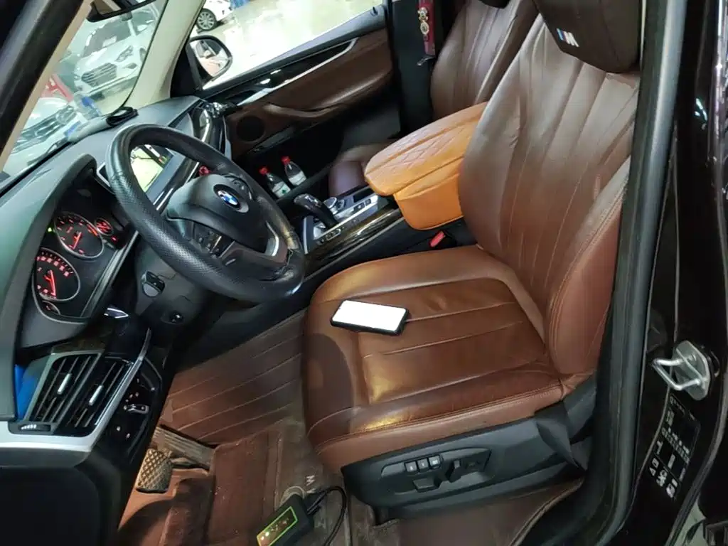 BMW X5 2015 — фото 15