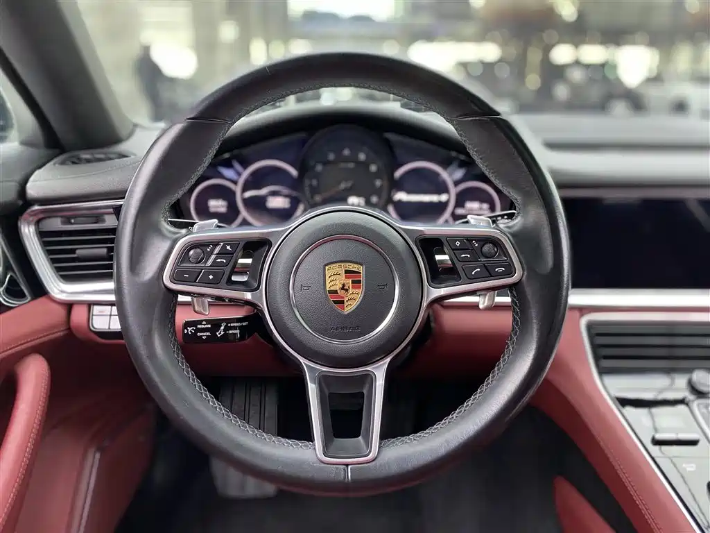 Porsche Panamera 2019 — фото 12