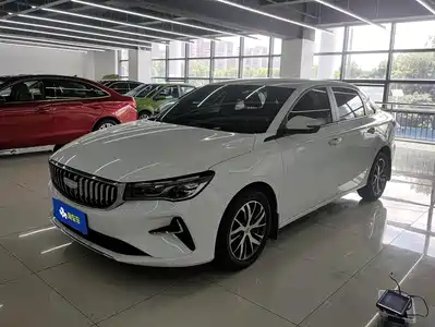 Geely Emgrand 2024