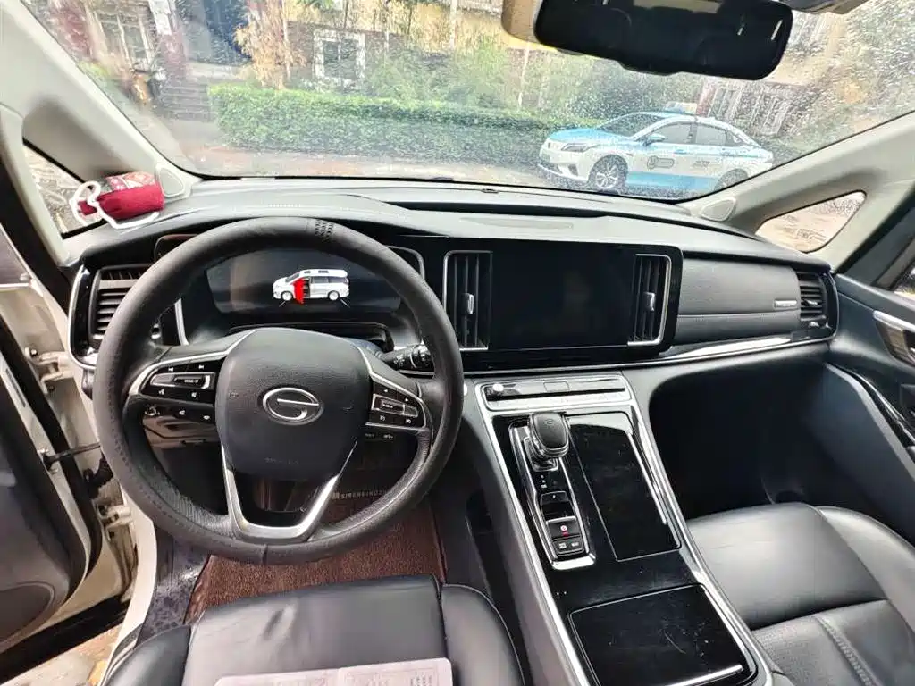 GAC Motor Trumpchi M8 2020 — фото 5