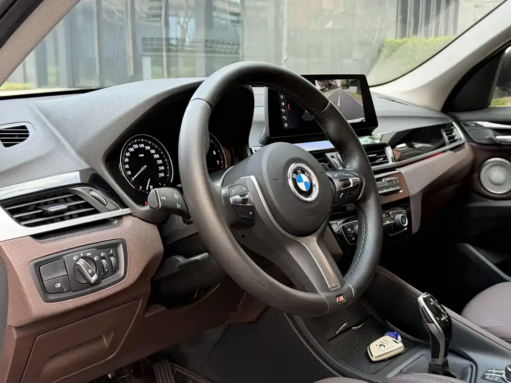 BMW X1 2022 — фото 15