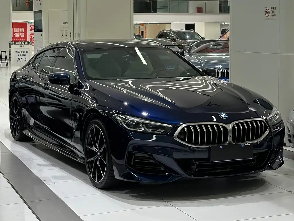 BMW 8 Series 2023 — фото 4