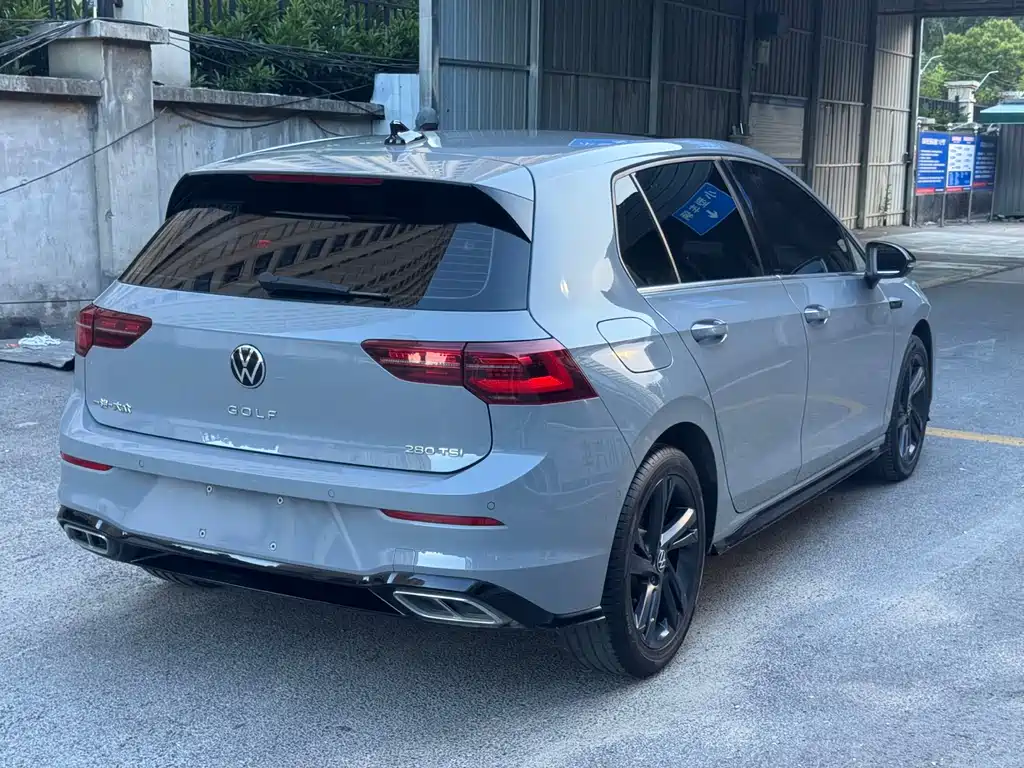 Volkswagen Golf 2022