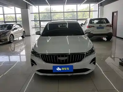 Geely Emgrand 2024