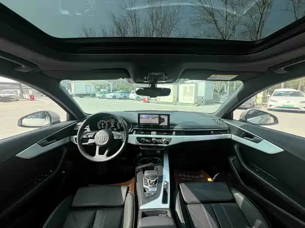 Audi A4L 2024
