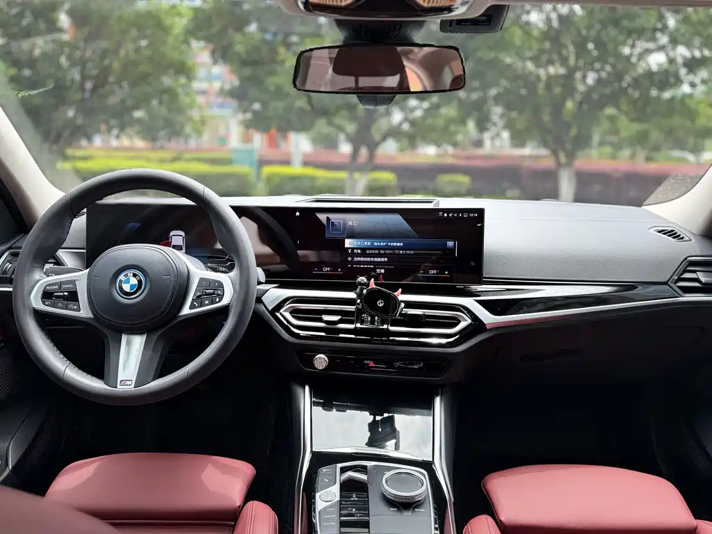 BMW i3 2023 — фото 19