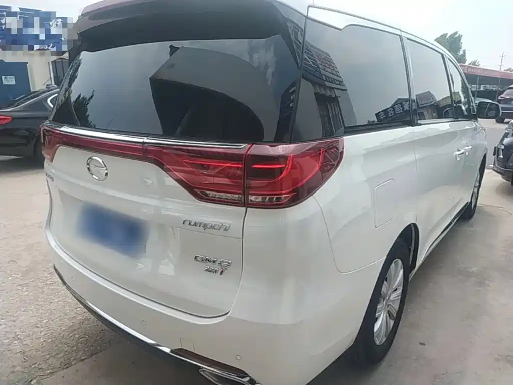 GAC Trumpchi M8 2018 — фото 7
