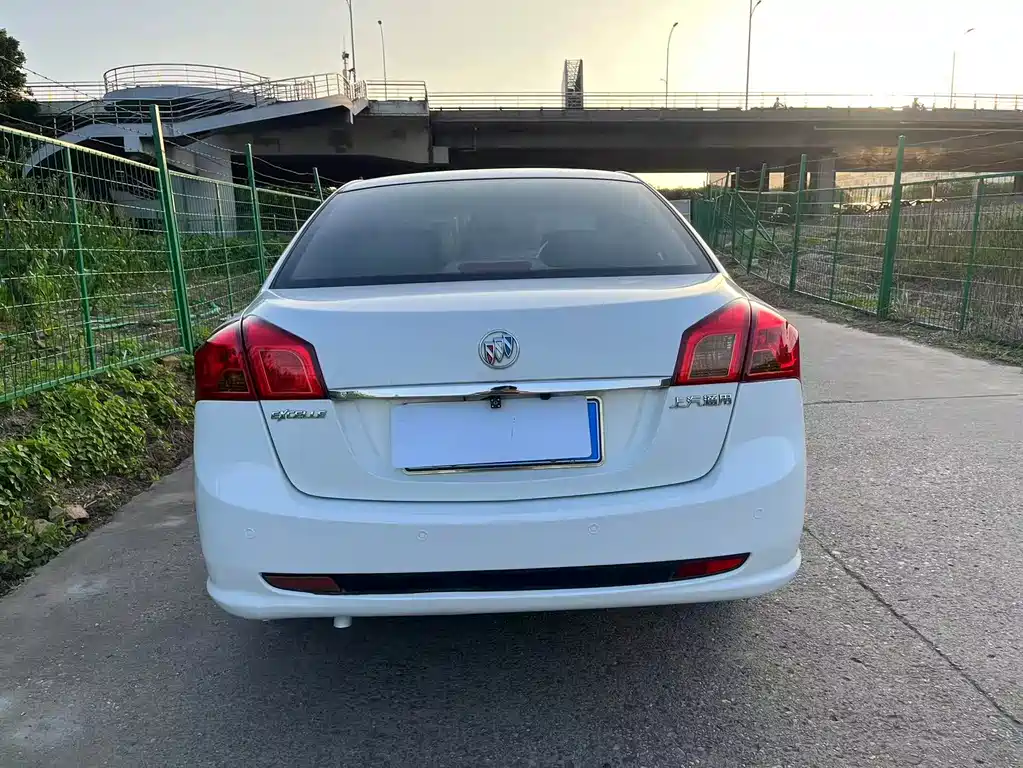 Buick Excelle 2016