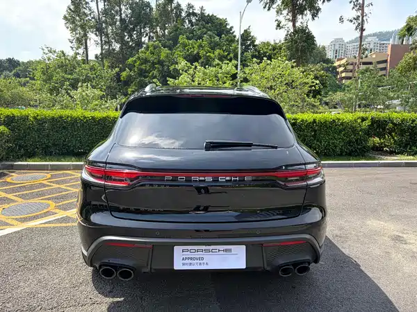 Porsche Macan 2025