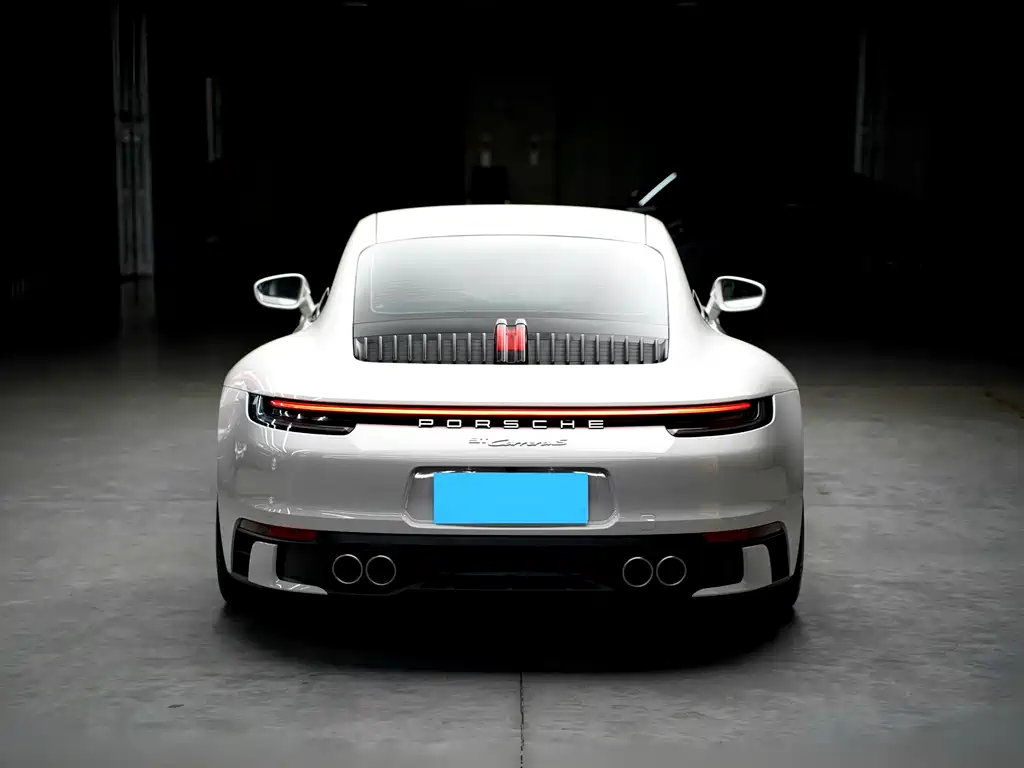 Porsche 911 2023 — фото 8
