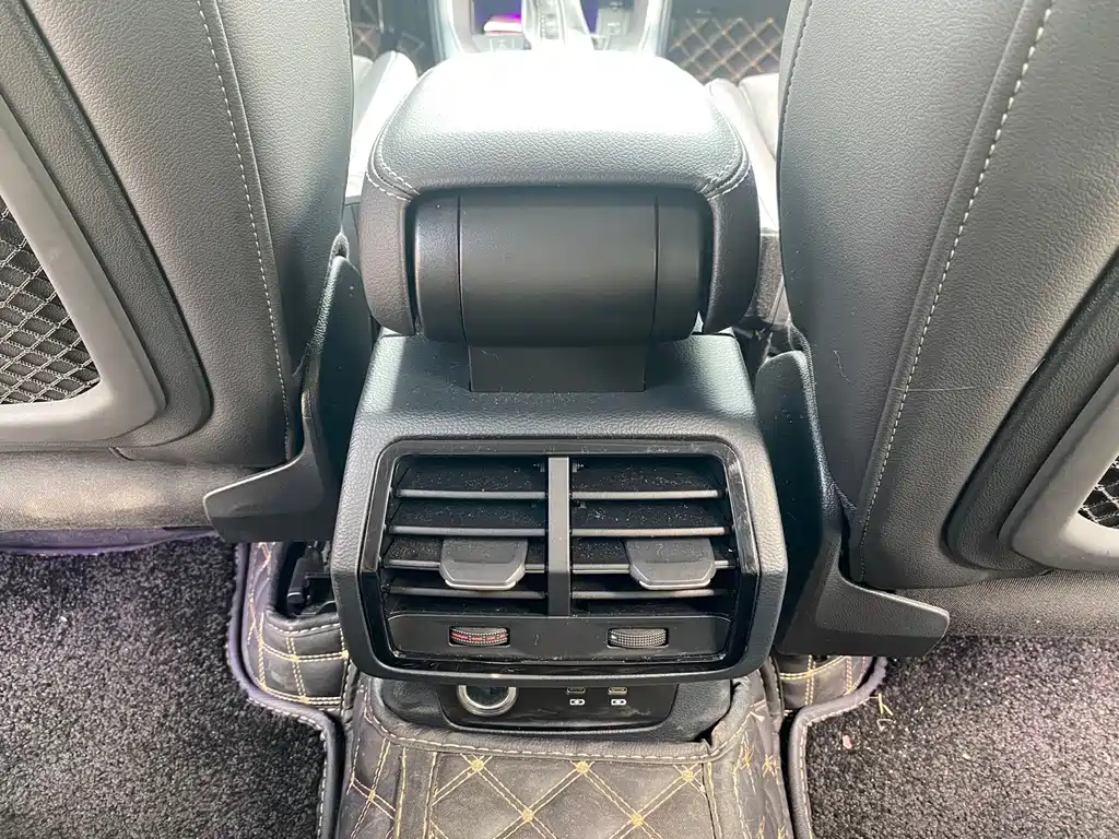 Audi Q3 2022 — фото 17