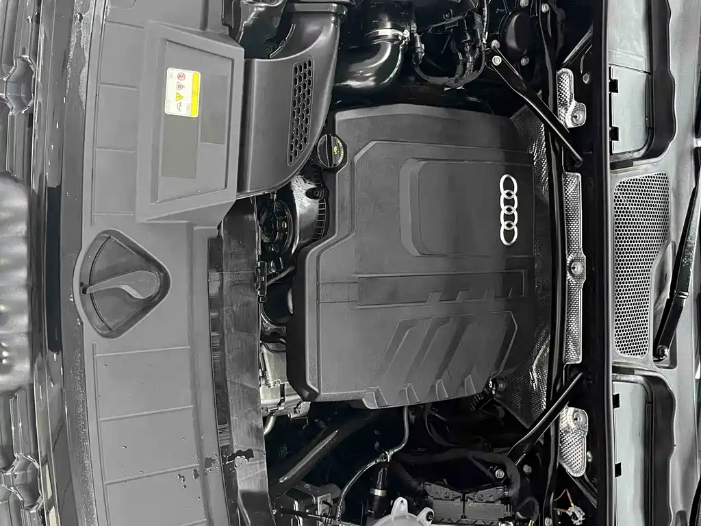 Audi Q5L 2023 — фото 24