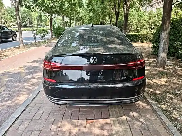 Volkswagen Passat 2022