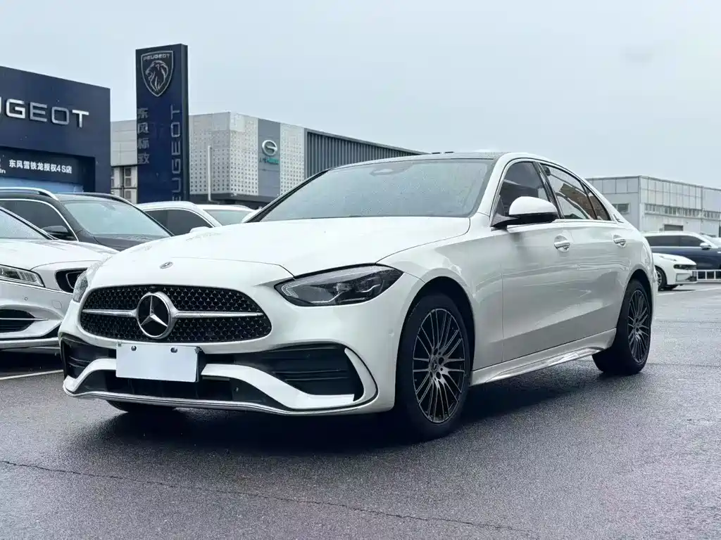 Mercedes-Benz C-Class 2022 — фото 1