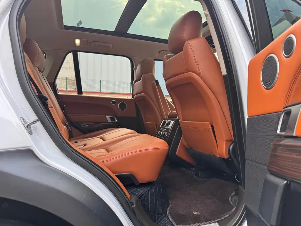 Land Rover Range Rover 2017 — фото 12