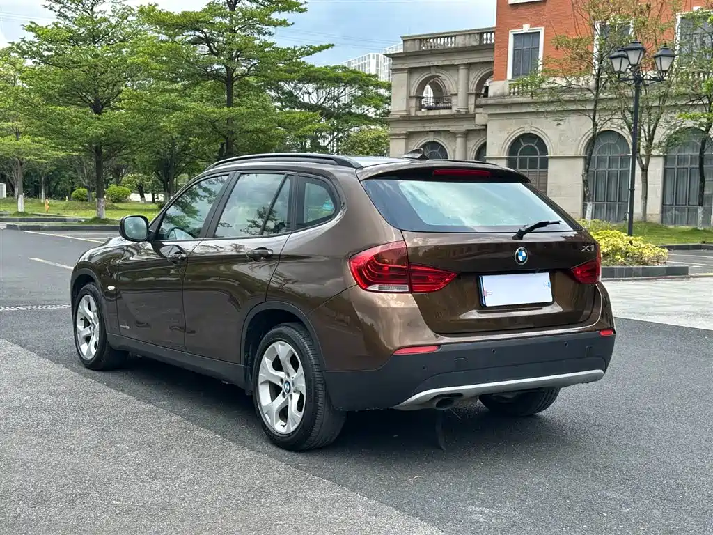 BMW X1 2012 — фото 13
