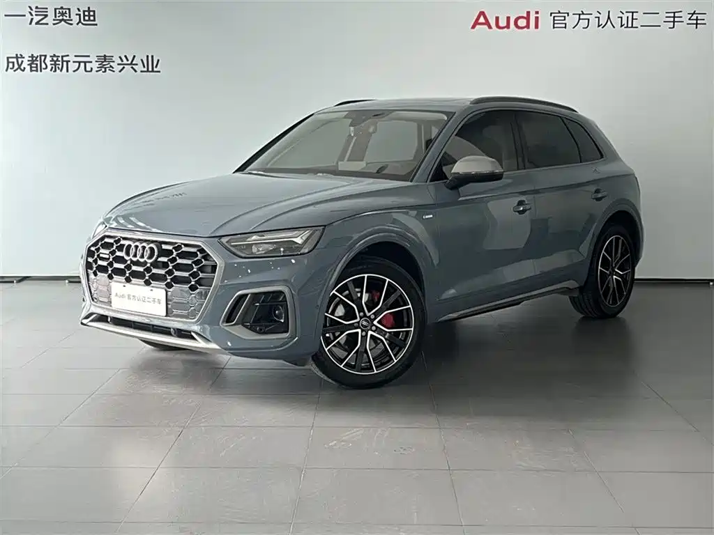 Audi Q5L 2022 — фото 1