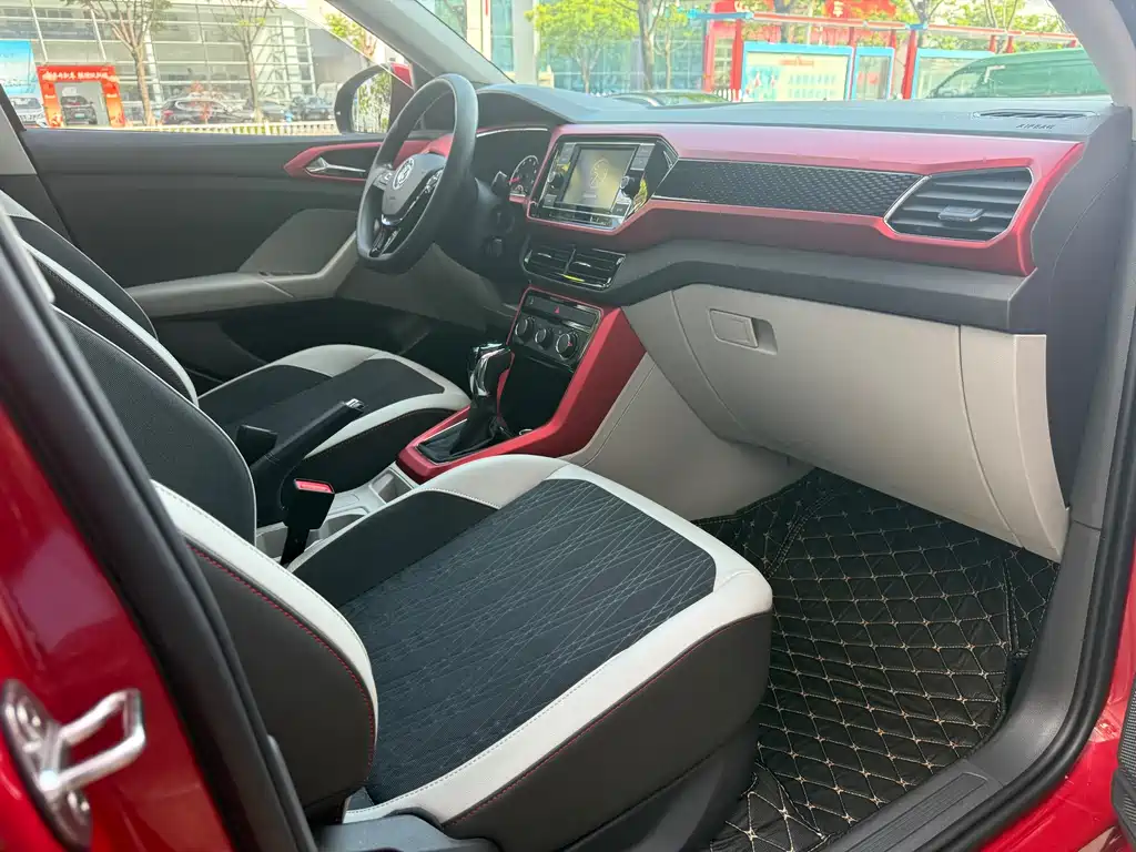 Volkswagen T-Cross 2020