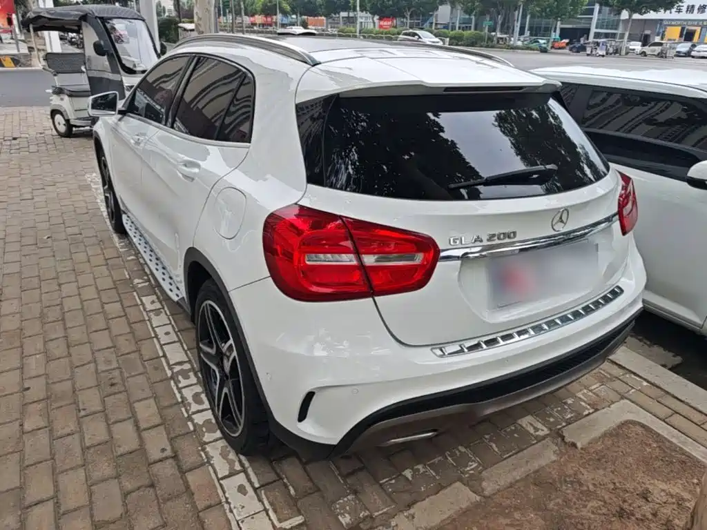 Mercedes-Benz GLA 2016