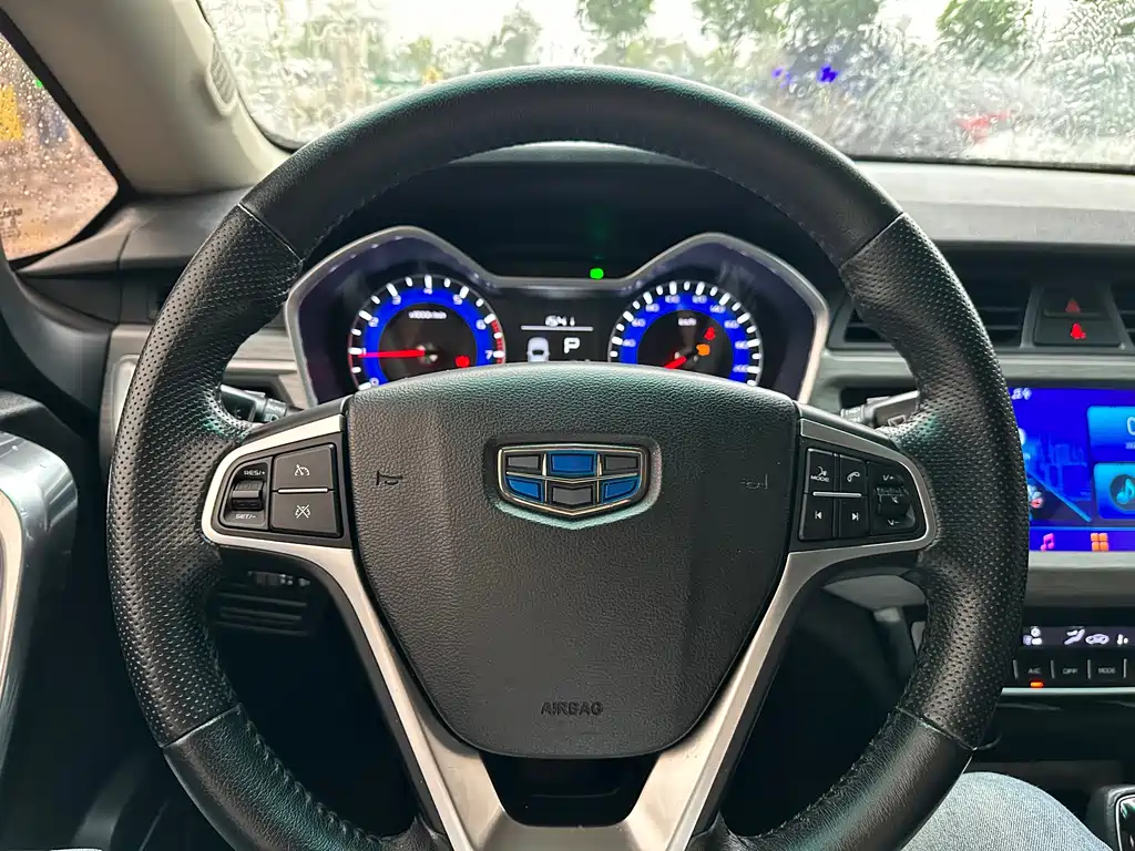 Geely Vision X3 2018 — фото 6
