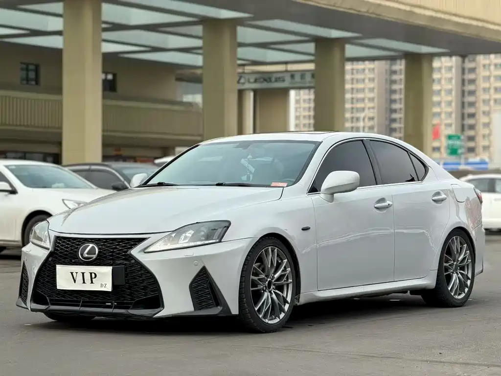 Lexus IS 2008