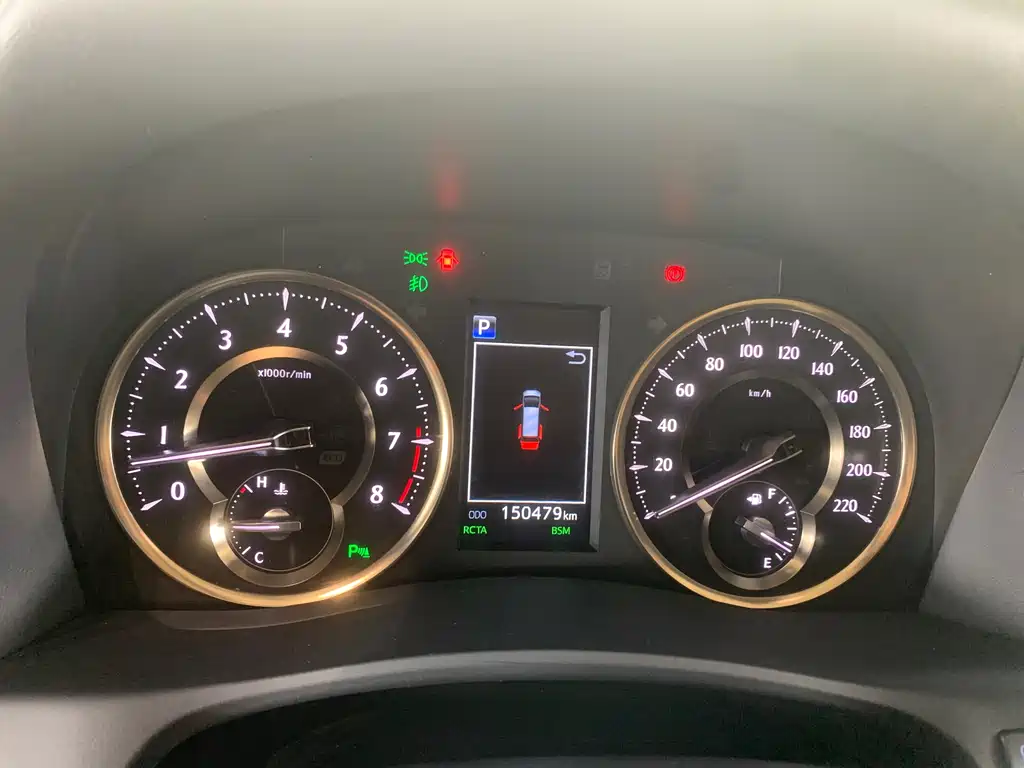 Toyota Alphard 2018 — фото 23